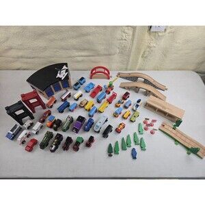 BRIO & Thomas Train Lot of Over 150 Pieces Tracks Buildings Vehicles & MORE